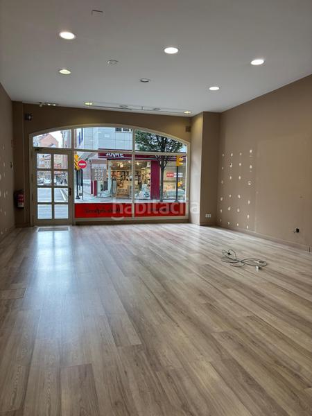Foto a1f8dcfc-8049-471a-834a-27c51cc609b7. Rent business premise in Llano Gijón