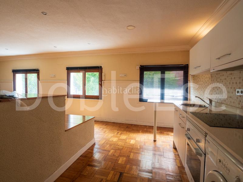 Foto a3642d2d-479e-4498-be85-2eff43198a4f. Piso ocasión venta de loft reformado en zona institutos la milagrosa ideal inversión! descubre este acogedor loft de unos 60 en Gijón