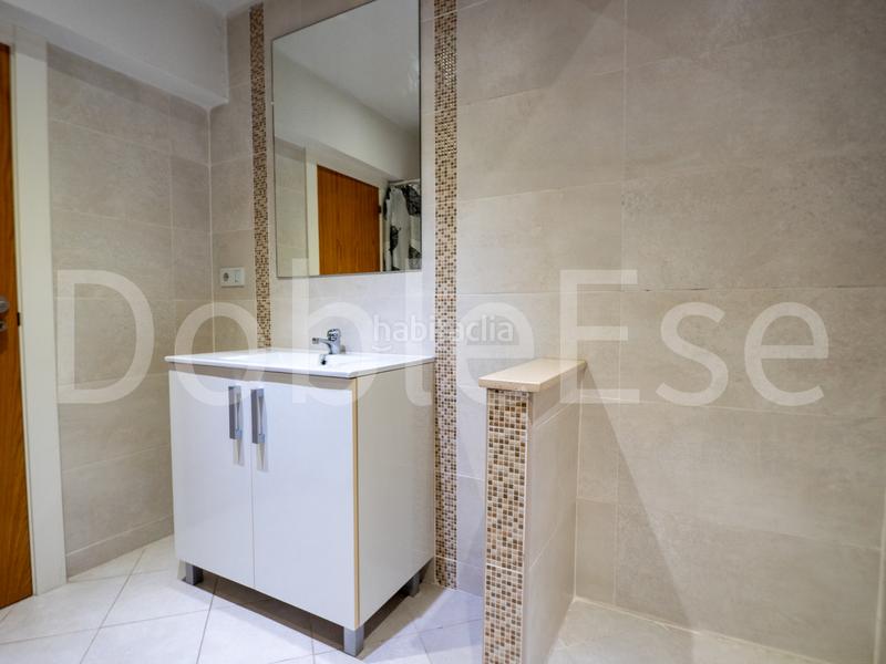 Foto ad69a70d-e9e0-449e-8467-c010b3dc0124. Piso ocasión venta de loft reformado en zona institutos la milagrosa ideal inversión! descubre este acogedor loft de unos 60 en Gijón