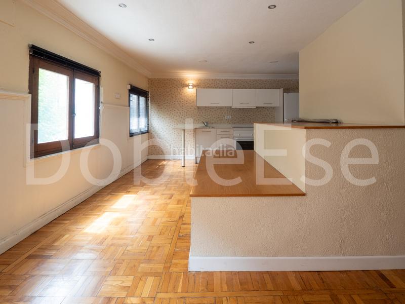 Foto fef58d5b-6d2e-4072-8324-8d0d4d53f798. Piso ocasión venta de loft reformado en zona institutos la milagrosa ideal inversión! descubre este acogedor loft de unos 60 en Gijón