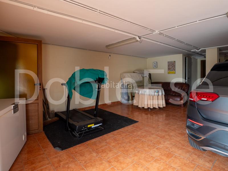 Foto 261bfe5f-abef-433b-b8cf-6fc269c38bee. Casa amb calefacció aparcament a Sierín Gijón