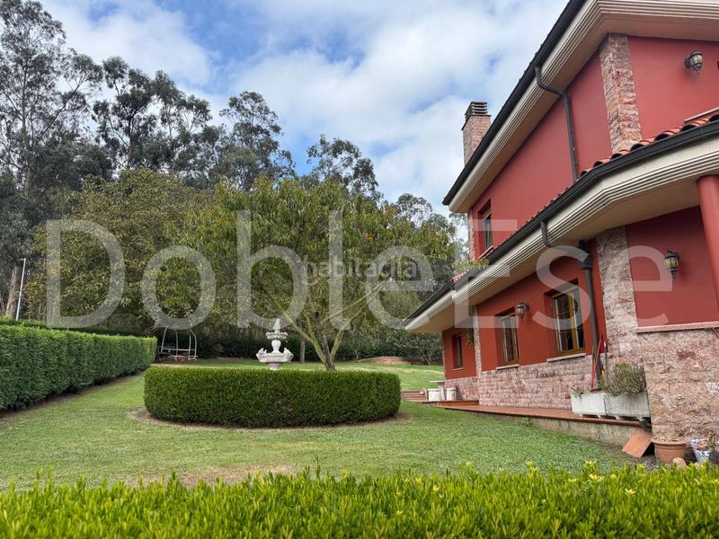 Foto 29bb64e0-74d9-4ed4-a10f-8011477ab0f8. Casa amb calefacció aparcament a Sierín Gijón