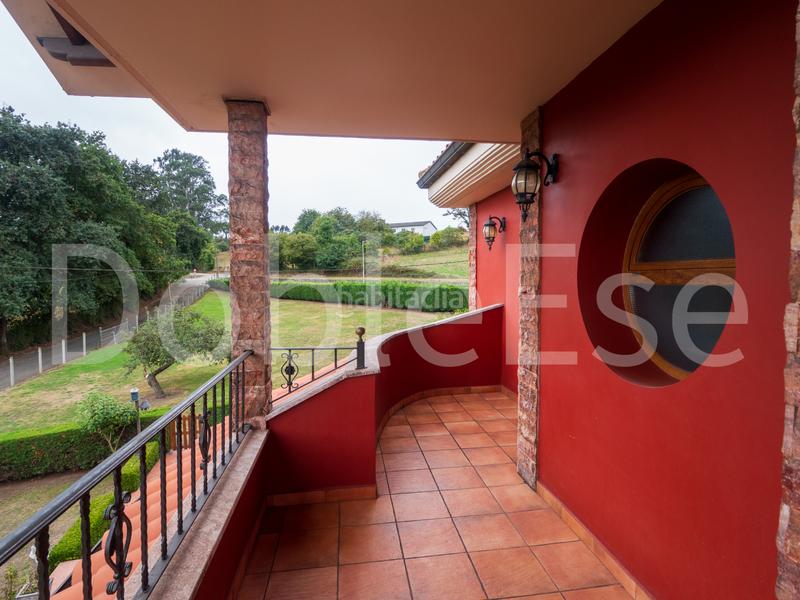 Foto 7c92ba25-2139-42e7-b88e-295f36252fb3. Casa amb calefacció aparcament a Sierín Gijón