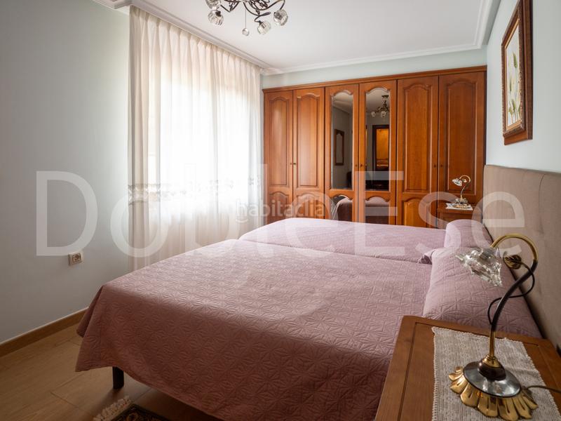 Foto 98af2ee0-26ae-4bc9-ba6d-7c53ca266274. Casa amb calefacció aparcament a Sierín Gijón