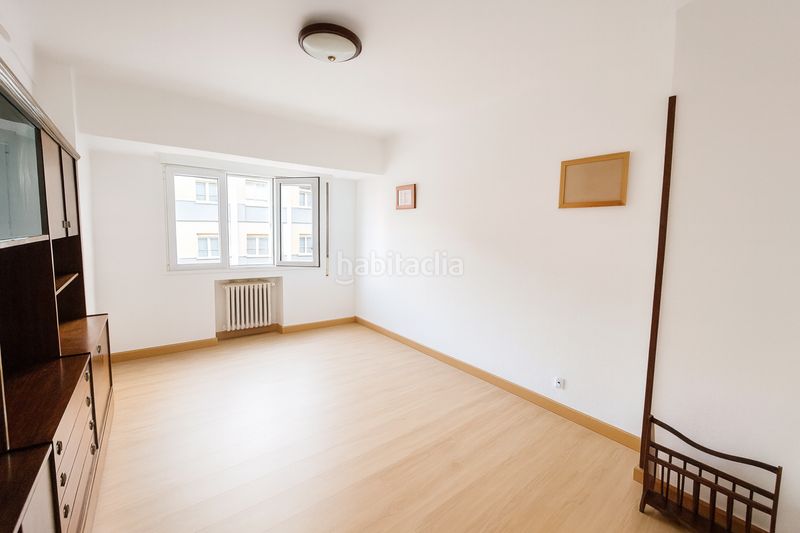 Foto c9d0d876-c3fc-4e3a-8493-70bb597c4562. Pis amb calefacció a Laviada Gijón