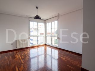 Pis en Gij�n - av schulz 62. Duplex venta llano bajo