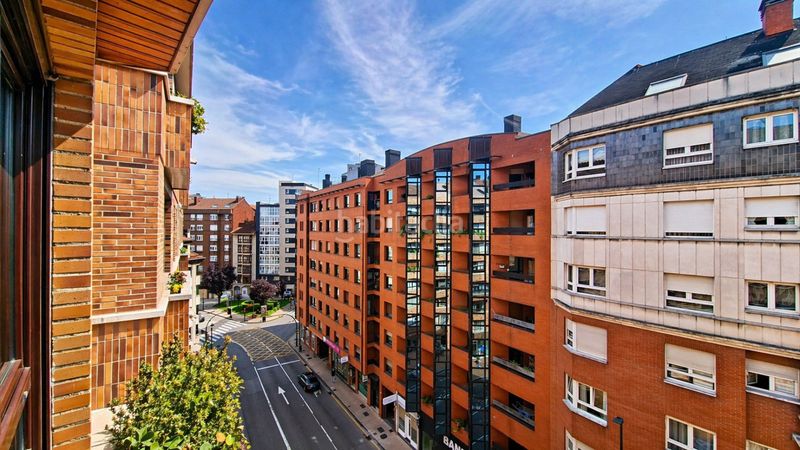 Foto 862254d9-4356-459a-9458-b470db41348d. Pis amb calefacció aparcament a Llano Gijón