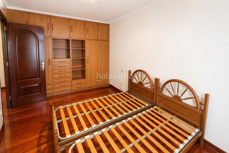 Foto 9f031755-bf82-4f3e-b221-135283a8c194. Pis amb calefacció aparcament a Llano Gijón