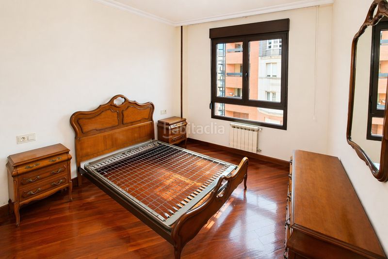 Foto da623910-cc14-464f-8bdd-a410c8b749a5. Pis amb calefacció aparcament a Llano Gijón