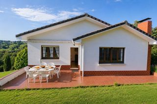 Casa  Villaviciosa - cm ablanu, del. Ocasión  venta de casa en quintueles descubra esta magnífica cas