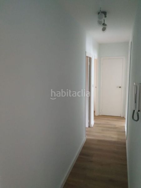 Foto 0f43b538-f442-489f-aa5f-9b80ebf61224. Rent flat with heating in Versalles Avilés