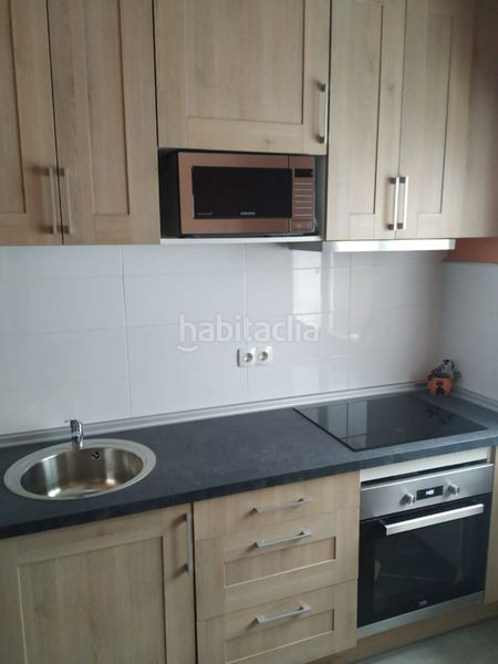 Foto efc4bceb-ac4a-4b35-b762-5292ea004901. Rent flat with heating in Versalles Avilés