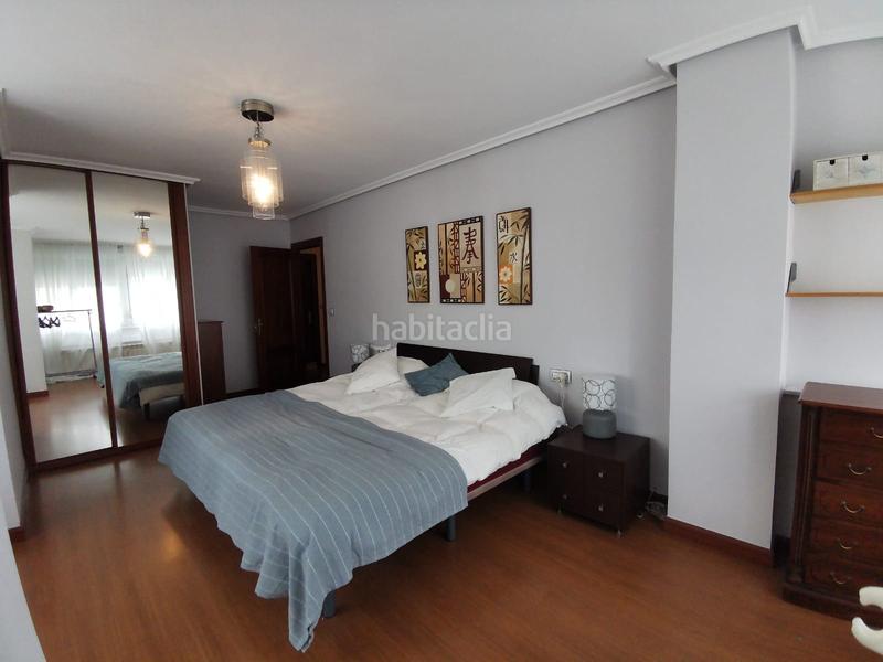 Foto 8b5aa089-83c7-48dc-987c-96008b74982a. Rent flat with heating parking in Salinas Castrillón