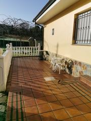 Chalet  Plaza de la marina. Preciso casa cerca de cudillero