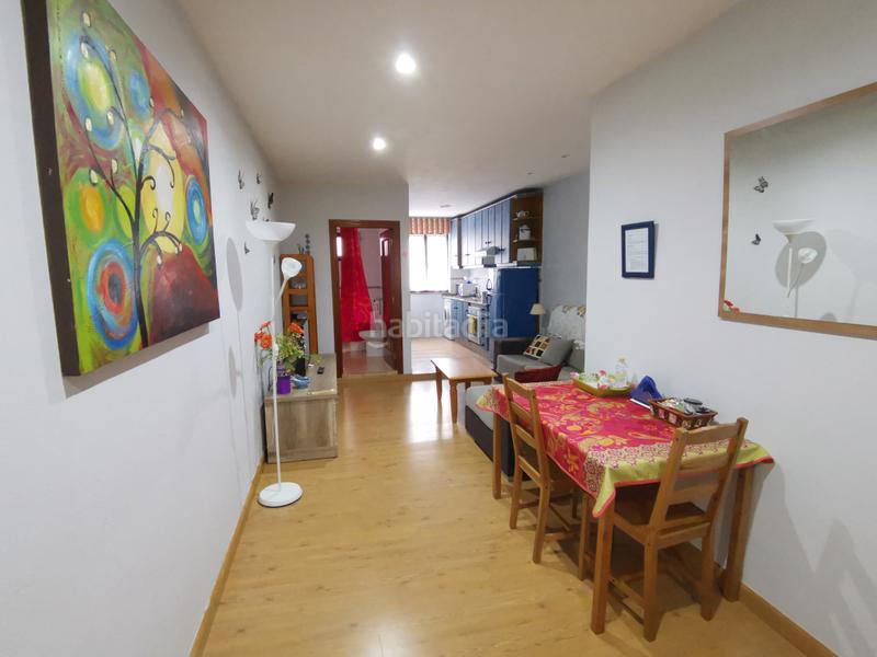 Foto f405f27b-c39a-405b-9ea0-bad5b22cb1a8. Apartament amb calefacció a Centro Avilés