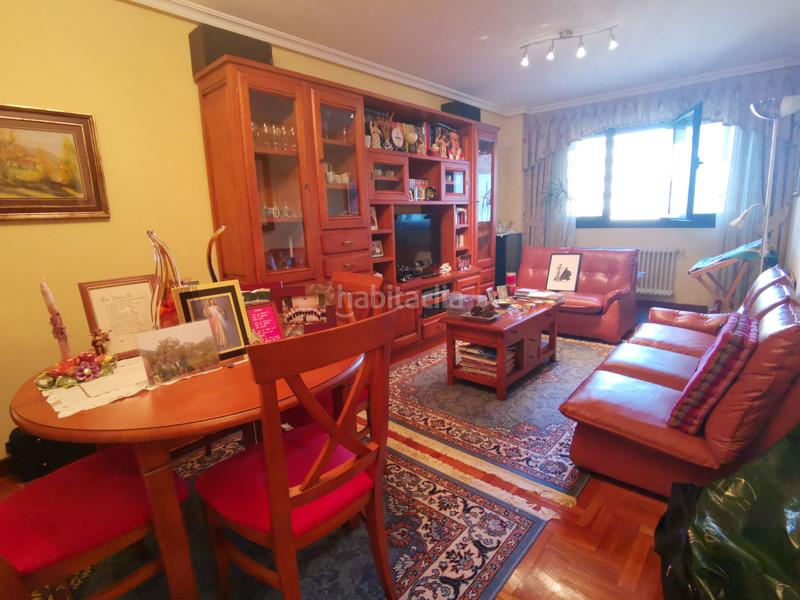 Foto fde0b7cd-213e-4181-8d89-4163a6b26831. Appartamento con riscaldamento parcheggio in Centro Avilés