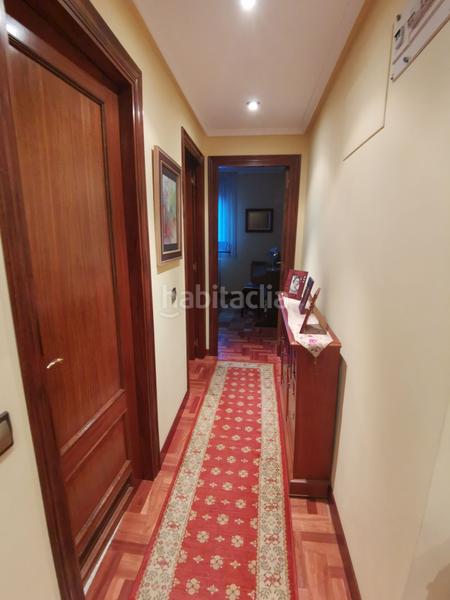 Foto 599a93f9-26ed-4bcb-9867-96e84f05d297. Flat with heating parking in Centro Avilés