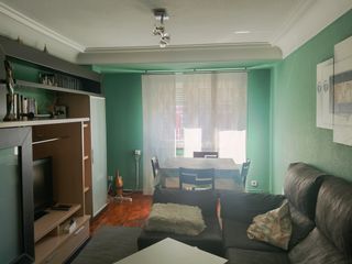 Rent Flat  Calle josé manuel pedregal. Piso alquiler centro