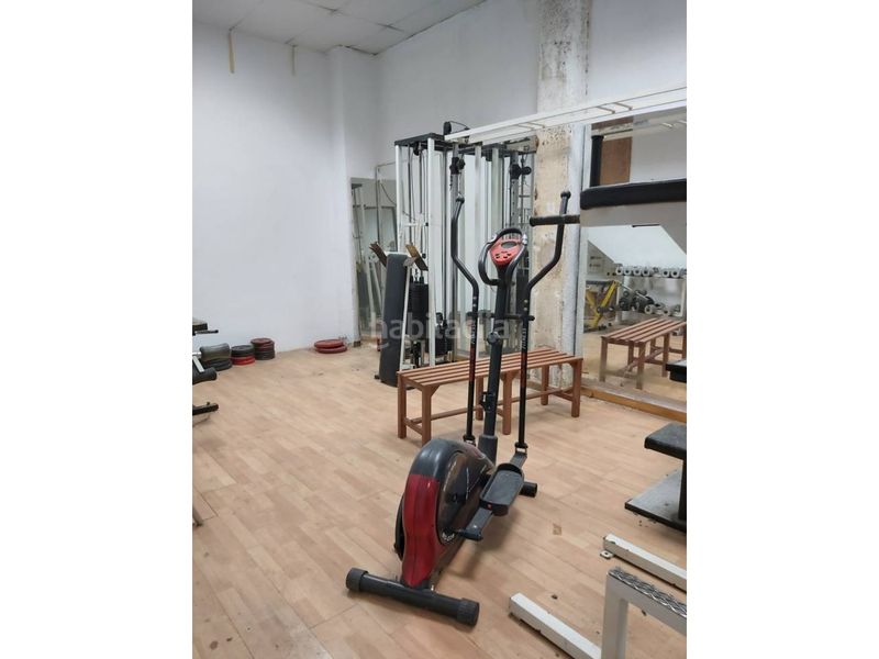 Foto b4affe8a-a138-4ae1-8e4e-96b5916ee135. Local comercial a Valls