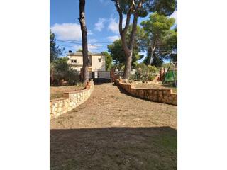 Maison  Carrer s. Superficie total 683 m², casa superficie solar 683 m², superfici