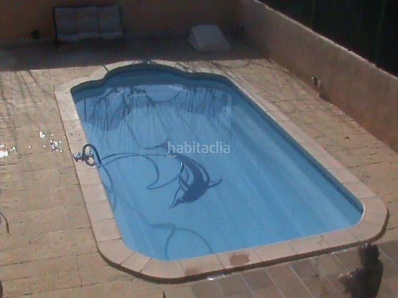 Foto 28dc85ff-c37e-4595-a876-34a78b71ddc6. Casa superf. 280 m², 800 m² solar, 8 habitaciones, 2 baños, 1 aseo, cocina, comedor, terraza, jardín, garaje, calefacción, agua, luz en Vallmoll
