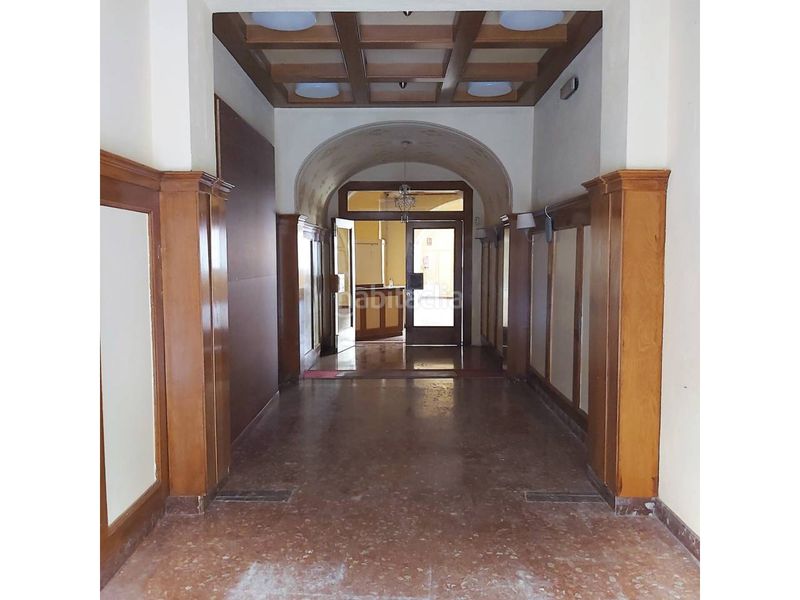 Foto 2d1d2fe7-2311-44fe-9999-9e5d363f3c9c. Lloguer local comercial a Valls