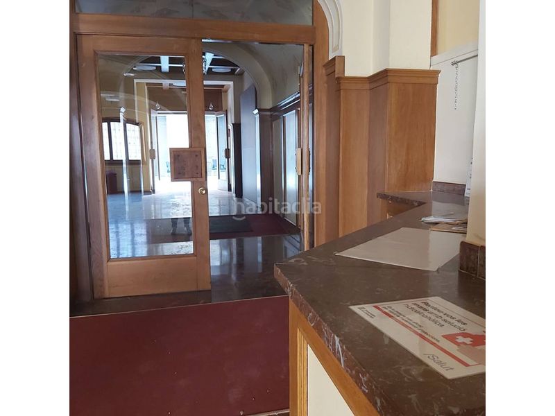 Foto 2f1115a1-ffb7-468d-b2ea-bc3402a5c620. Lloguer local comercial a Valls