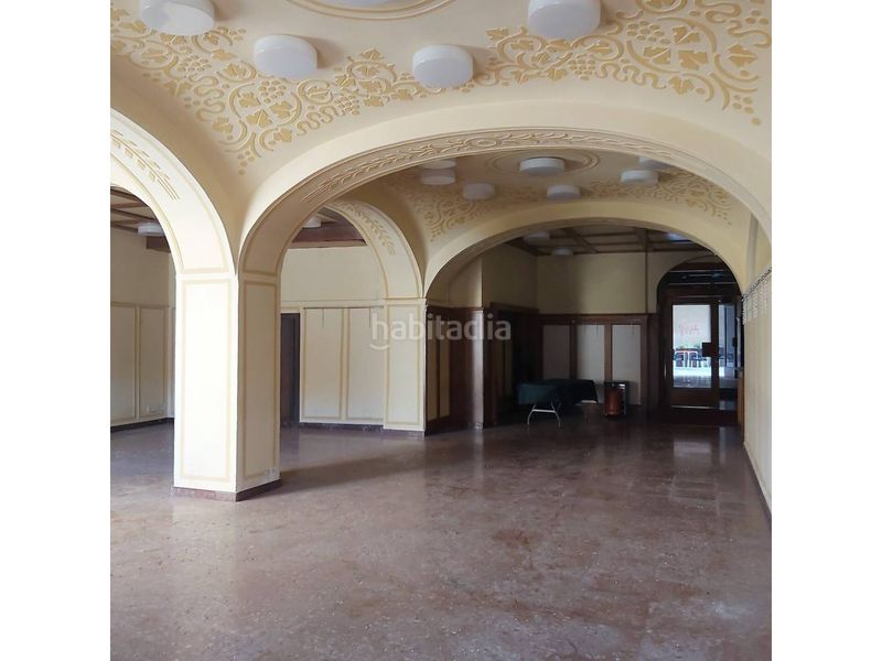 Foto a77817ad-cc0a-4a91-a67b-5521259d7615. Lloguer local comercial a Valls