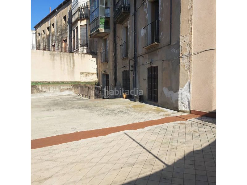 Foto ba67acda-cc3d-4822-b086-3ac407530f0e. Lloguer local comercial a Valls