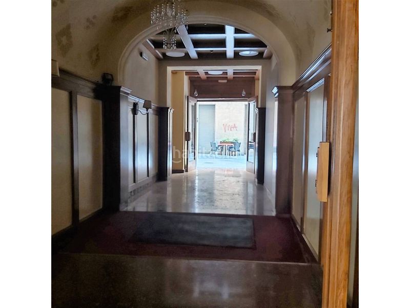 Foto fa0e72f8-6a77-464b-965e-958acd3901a8. Lloguer local comercial a Valls