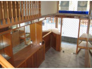 Rent Business premise  Carrer de la cort. Local comercial en alquiler