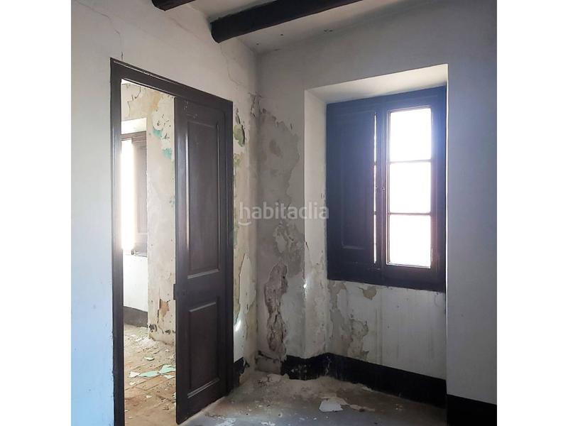 Foto f5f1c48f-cc14-4e77-851b-745a6ec79e06. Haus mit parking in Valls