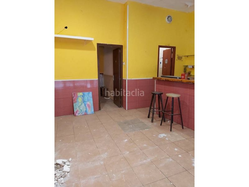 Foto 60cc34fc-cd78-488b-86f2-69475b6119d4. Lloguer local comercial a Valls
