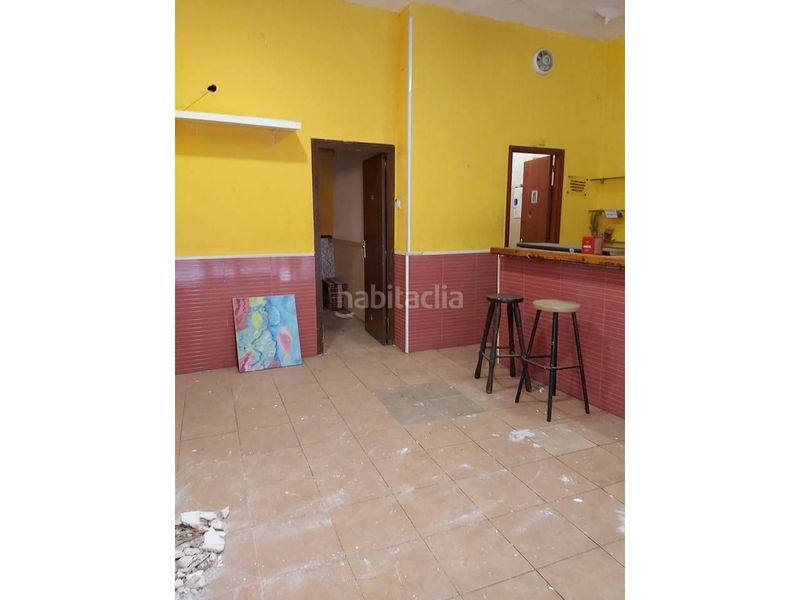 Foto bbbd5498-ce62-4dfc-bf0a-08b618e8e9a7. Lloguer local comercial a Valls
