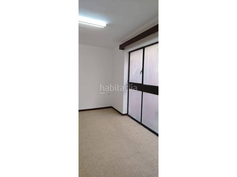 Foto ee1151a0-7d65-42bd-9e43-5e9eab1f5f94. Alquiler oficina  en alquiler en Valls