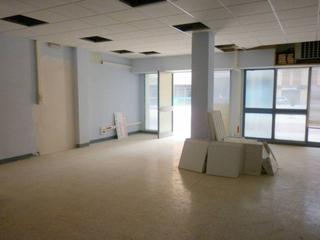 Local Comercial  Sant jordi. Local comercial en traspaso