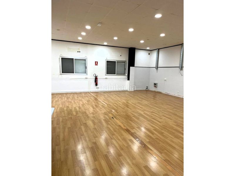 Foto 780f1b64-de97-4b71-92e1-c6916166d078. Local comercial a Valls