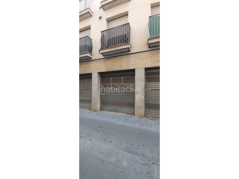 Foto 1c1efb0b-5dd3-44e1-a390-06f800eb8a00. Aparcament cotxe a Valls