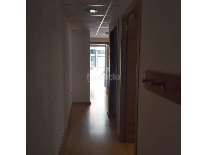 Foto 683ee3ff-db99-4a54-8555-1ea1fe96360d. Location local commercial dans Valls