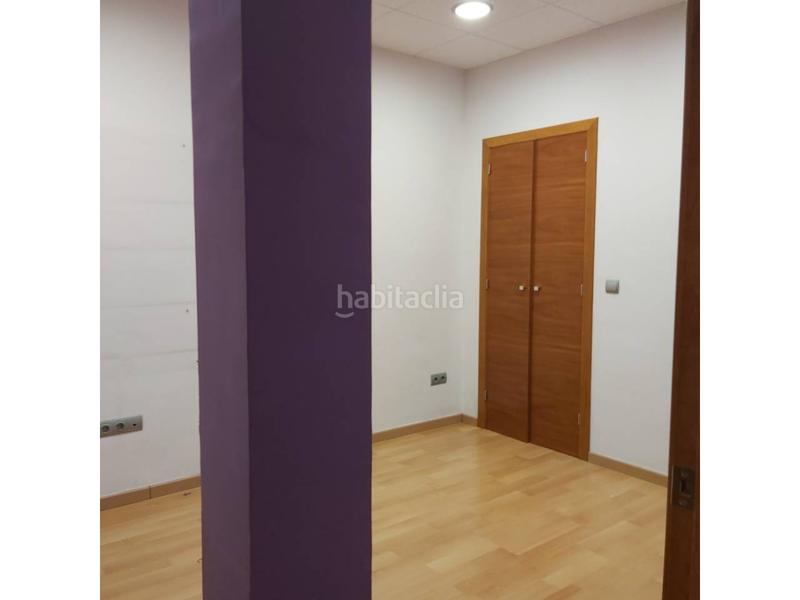 Foto 80f053e4-b232-4e50-b3b7-30360f152d83. Location local commercial dans Valls