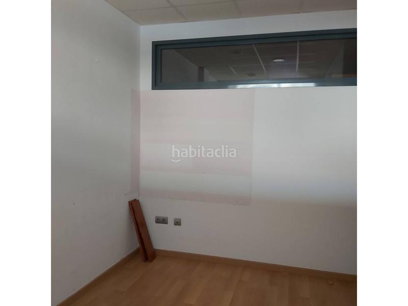 Foto 82e432c4-9733-4dcd-960e-7f1d9ca36027. Location local commercial dans Valls