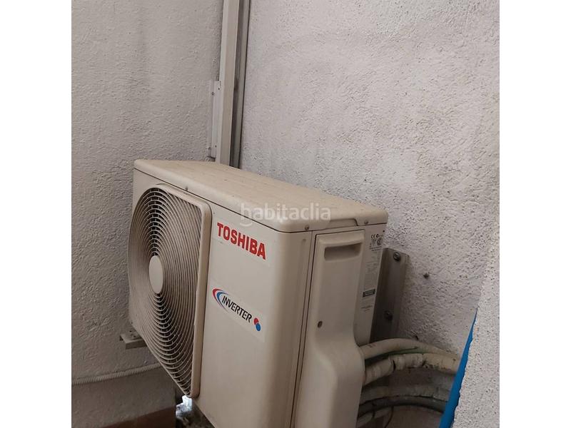 Foto fc25c9af-5df6-4716-954e-059970234736. Location local commercial dans Valls