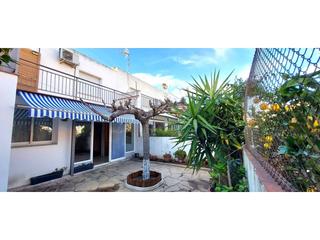 Rent Semi detached house in Valls. Casa adosada en alquiler
