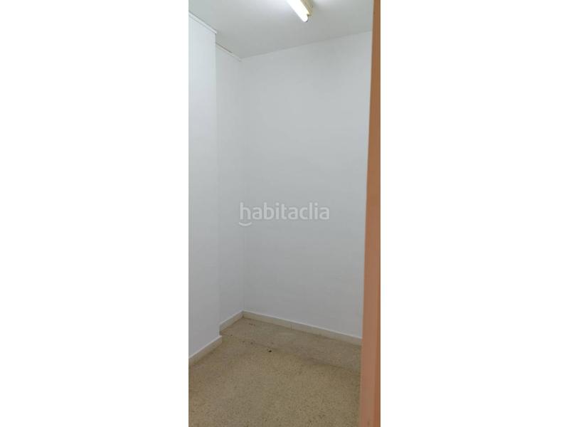 Foto b53e55ce-33be-43bf-a12d-aef8a365c544. Bureau dans Valls