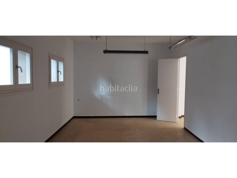 Foto e13edaef-64a5-4e62-a3a6-806fbd8855c9. Bureau dans Valls
