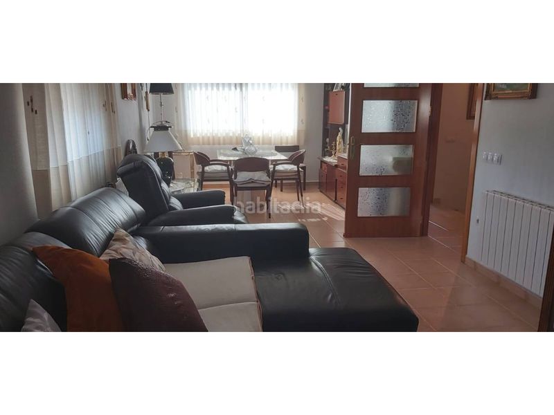 Foto 074a2580-c587-42fe-bfe4-ce48d8541082. Casa amb calefacció aparcament a Montferri