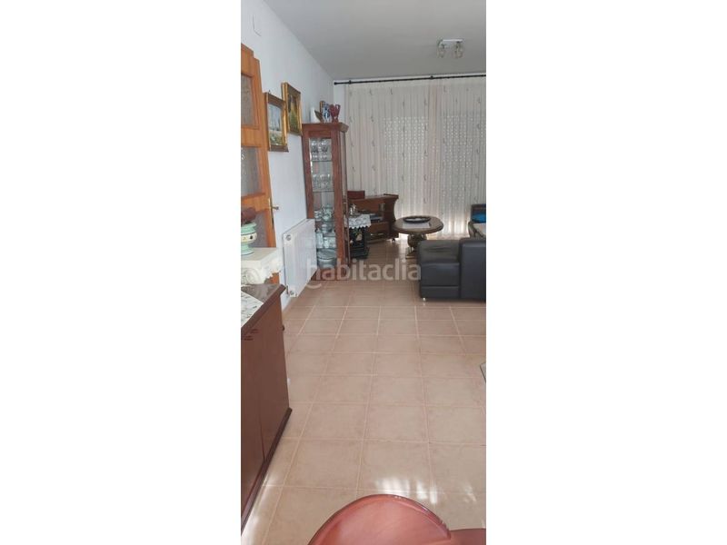 Foto 4350ba60-287a-458a-9418-b537cba4b0d9. Casa amb calefacció aparcament a Montferri