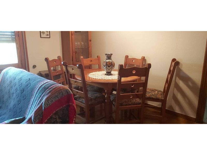 Foto a18afad8-d296-4b0b-9520-44045adbcaea. Casa amb aparcament a Alcover