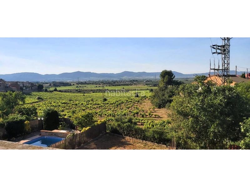 Foto eaa21b6e-a9d0-40d0-b6e6-aa803c75c562. Casa amb calefacció a Puigpelat