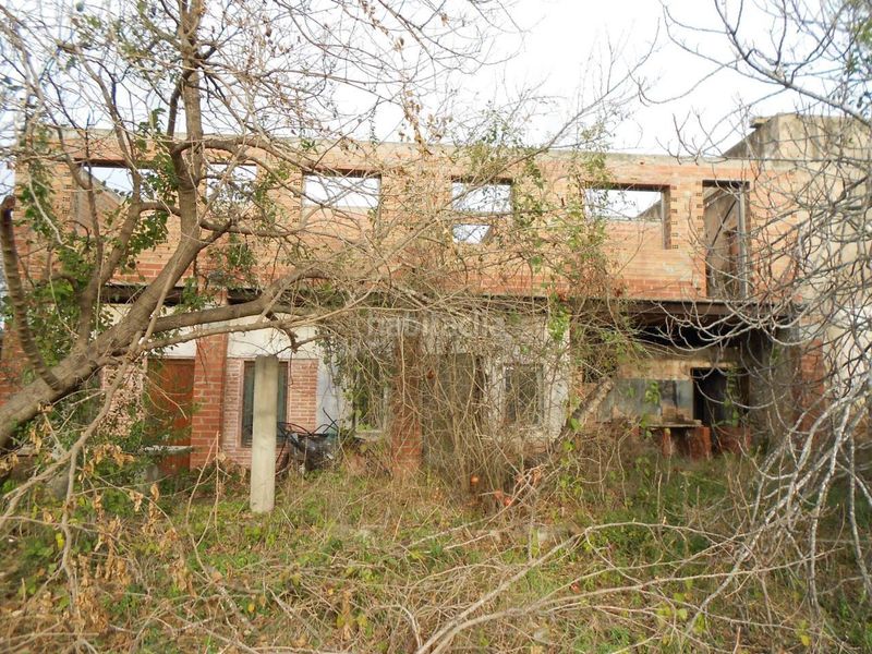 Foto f6d47038-54cc-42a5-b10d-568284931693. Finca rústica terreno con edificación en venta en Valls
